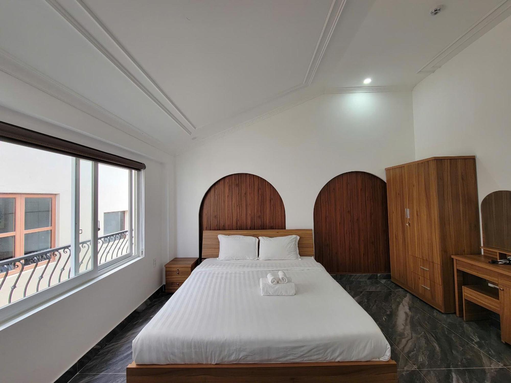 Savio Hotel Trieu Viet Vuong Dalat Exteriör bild