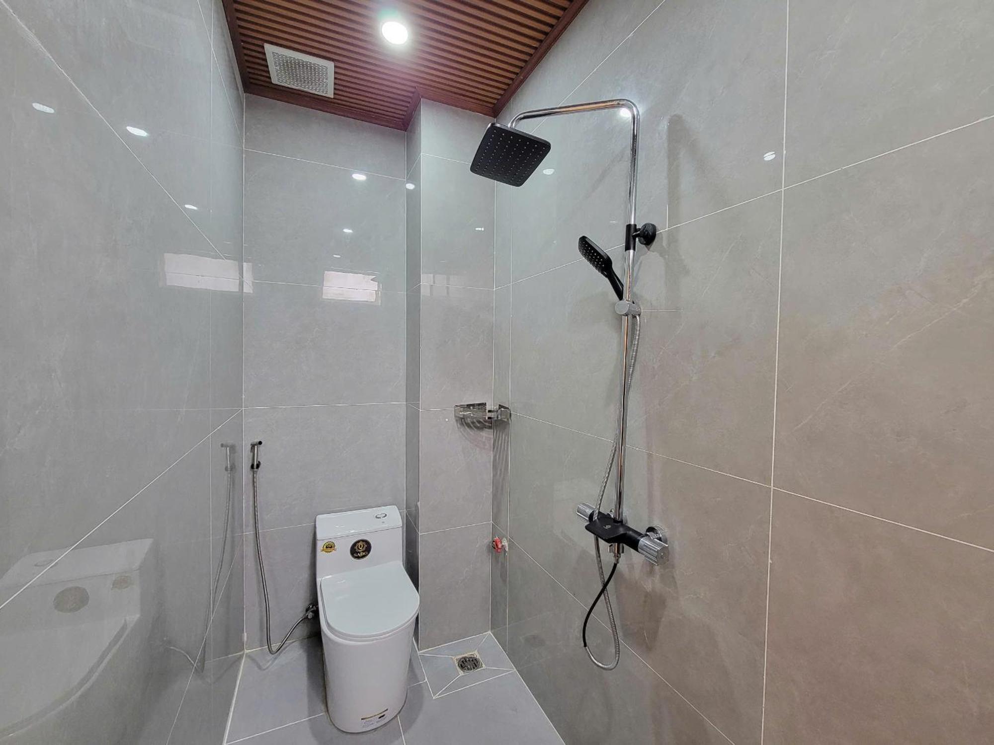 Savio Hotel Trieu Viet Vuong Dalat Exteriör bild