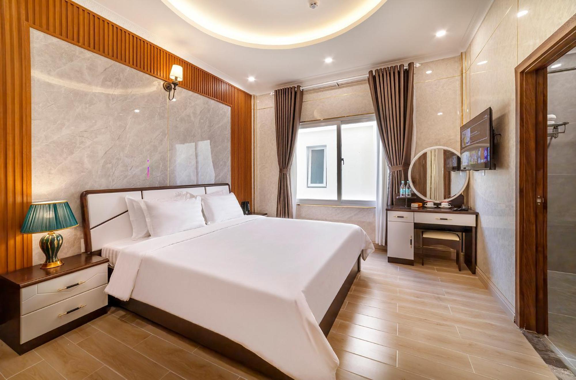 Savio Hotel Trieu Viet Vuong Dalat Exteriör bild