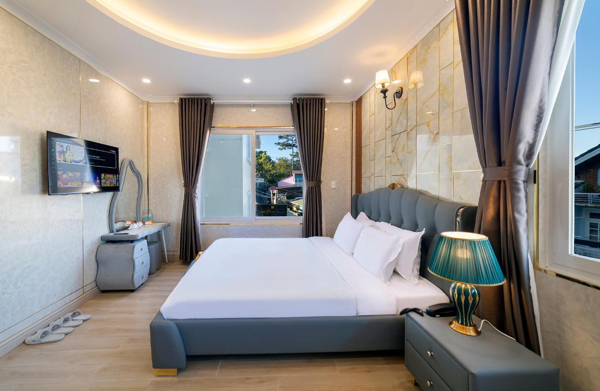 Savio Hotel Trieu Viet Vuong Dalat Exteriör bild